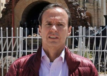 Tuto Quiroga: Permitir que Evo suba al avión era ‘dejación’ del cargo y ‘efectivizaba la sucesión’