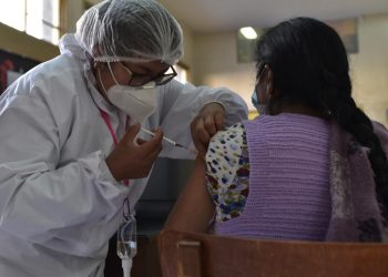 La cobertura de primeras dosis llega al 20% en La Paz, y de segundas, al 8%