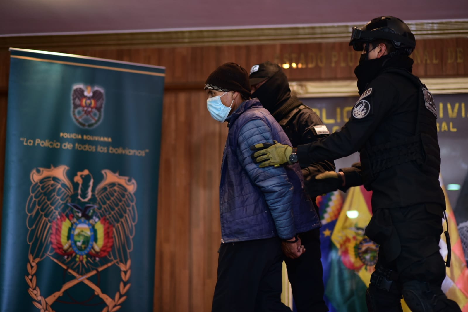 Una niña develó el feminicidio de su madre en Viacha, enterrada de manera furtiva