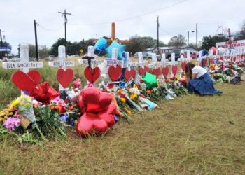 Axios: Prevalecen los acuerdos judiciales sobre violencia armada en EEUU