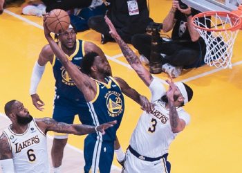 Los Warriors sobreviven a los Lakers, los Knincks también despiertan