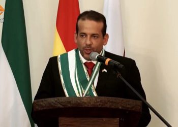 Camacho a Arce: Si continúa la persecución, solo nos queda defendernos y lo sabemos hacer muy bien