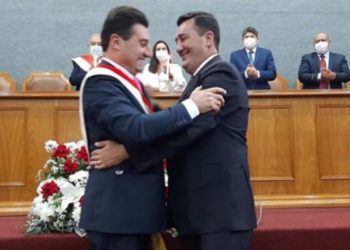 Johnny Torres jura como alcalde de Tarija y promete ‘lealtad al pueblo’