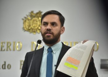 Gobierno presenta denuncia contra Murillo y Montero por ‘favorecer al narcotráfico’