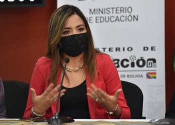 Alcón sugiere priorizar medios locales y alternativos para luchar contra la desinformación