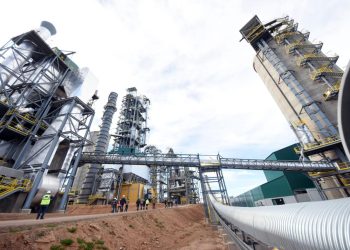 La planta de cemento en Oruro reinicia operaciones con una inyección de Bs 58 millones