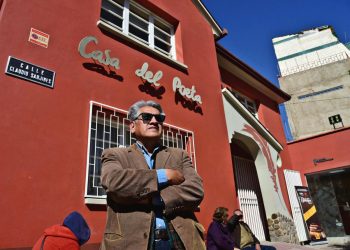 Elías Blanco renuncia a la dirección de la Casa del Poeta