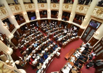 Diputados aprueba proyecto de ley que reajusta la lucha contra la corrupción