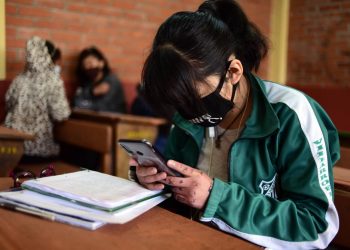 Alcaldes de La Paz y El Alto creen que debería ampliarse más la vacación escolar