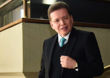 Caballero: Longaric ‘sabe que hay dos vías expeditas; el Papa eligió la más cercana’