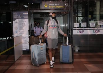 Reaves llega a Bolivia para incorporarse a la Selección boliviana de básquetbol
