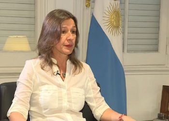 Ministra argentina: Macri tuvo que conocer y decidir sobre el envío del material bélico