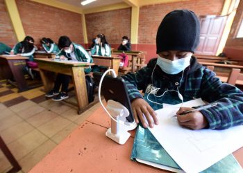 Educación: Cuando sea oportuno retornaremos a clases semipresenciales y presenciales
