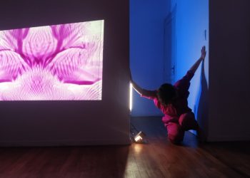 ‘Vestigio’, una performance de Elena Filomeno sobre el cuerpo y la memoria