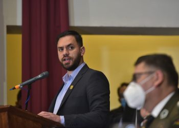 Del Castillo destaca el trabajo del comando policial de La Paz y le pide unidad ‘con su pueblo’