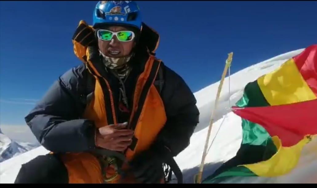 Ayaviri se convierte en el primer boliviano en hacer cumbre al nevado Broad Peak