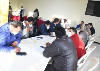 Arce coordina con asociaciones municipales la lucha contra la pandemia