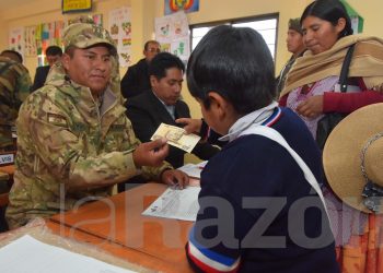 Alcaldía de El Alto dará un bono de Bs 300 a estudiantes de unidades educativas públicas