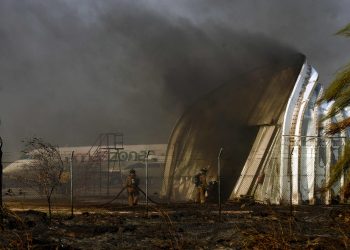 El Gobierno identifica el origen del voraz incendio que afectó al aeropuerto de Viru Viru