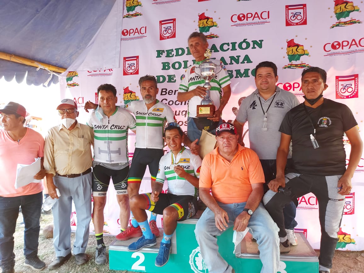 Santa Cruz se impone en el Nacional de Ruta Máster
