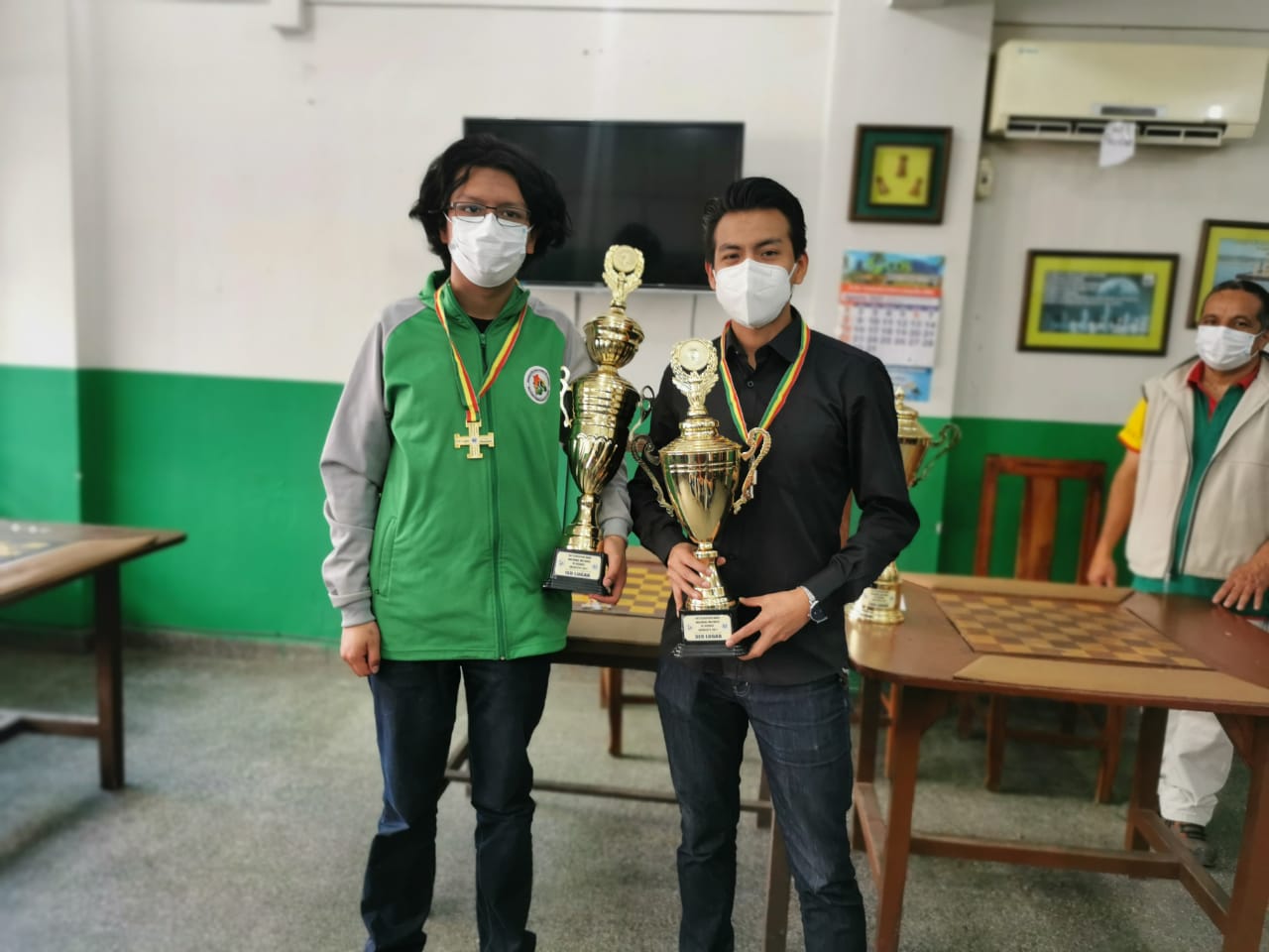 Vera y Martínez avanzan a la Final Nacional Absoluto de ajedrez