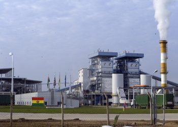 Azucarera estatal busca duplicar su producción de alcohol con la zafra 2021