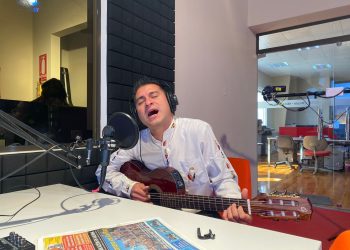 Ariel Isaías, un músico argentino cautivado por Bolivia
