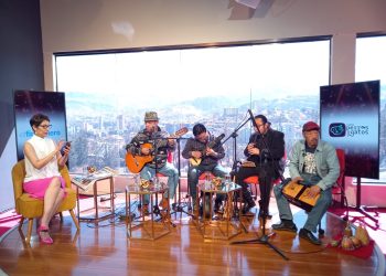 Con su música, el grupo Altiplano celebró la libertad y recordó el golpe de Estado de Banzer
