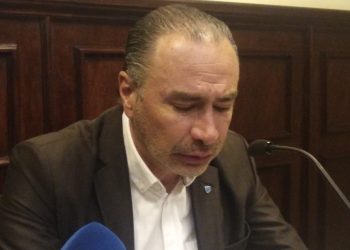 Gómez aclara que se distancia de Bolívar por una ‘diferencia de criterios’ con la administración