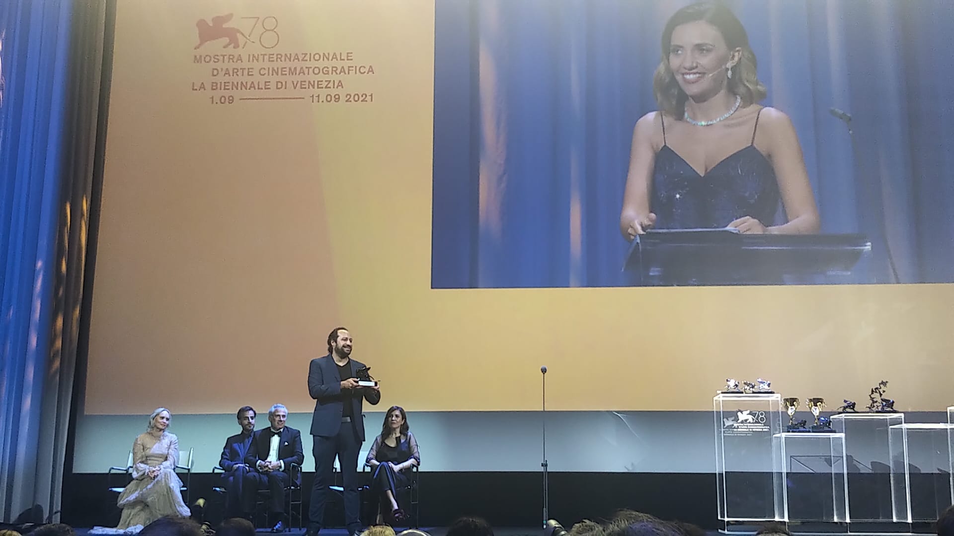 Kiro Russo, premio en la Mostra: ‘¡La experiencia ha sido alucinante!’
