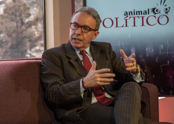 Richter considera que Camacho no fue a la Expocruz por su ‘inconsistencia de pensamiento’