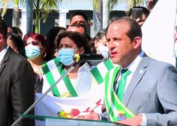 Camacho en homenaje a Santa Cruz: ‘Yo no voy a huir del país, no soy ningún cobarde’