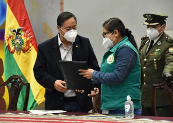 El Gobierno reglamenta la afiliación de las trabajadoras del hogar a la CNS