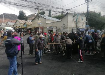 Los cocaleros limpian Villa Fátima tras jornadas de violencia por el control de Adepcoca