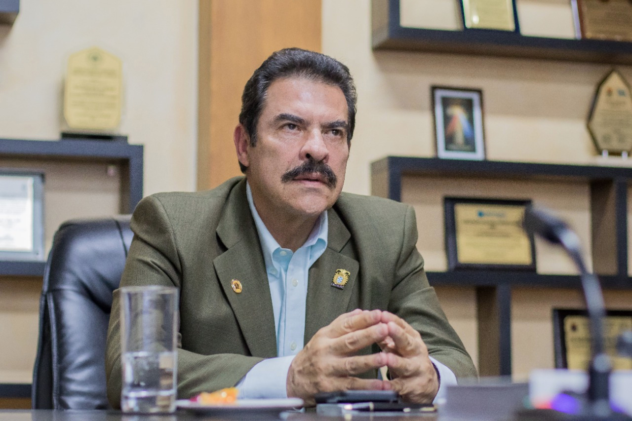 Manfred pide mantener la unidad y no dejar que ‘caprichos aislados vayan contra el soberano’