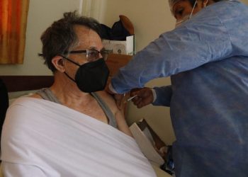 En la primera jornada del plan, 259 terceras dosis fueron aplicadas en Cochabamba