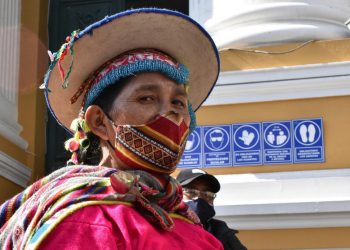 Patty invita a Calvo a irse del país ‘si no está de acuerdo con los símbolos patrios’