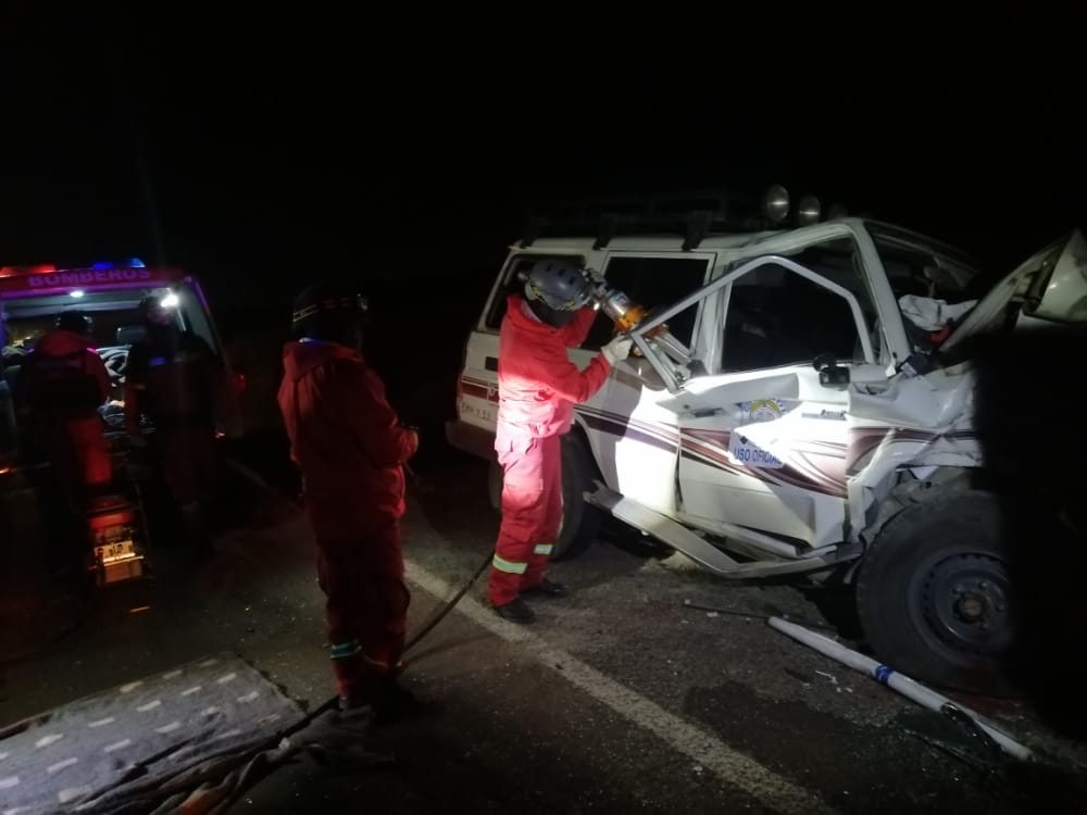 Tres dirigentes mineros de Huanuni mueren en accidente vial de 12 fallecidos