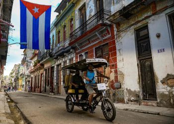 PIB de Cuba se contrajo 13% desde inicios de 2020