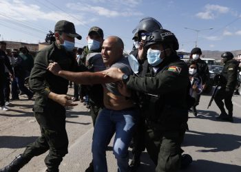 Suman 95 las personas arrestadas en Santa Cruz y Cochabamba en el primer día del paro