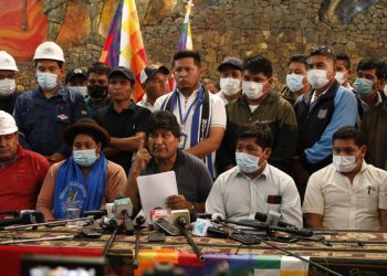 Evo Morales anuncia una marcha a La Paz en defensa del Gobierno y la democracia