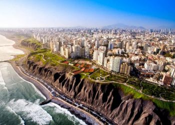 Actividad económica de Perú crece 9,71% interanual en septiembre