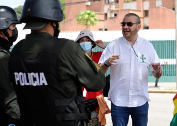 Abogado dice que ‘asedios’ a Calvo pretenden ‘criminalizar’ su derecho a la protesta