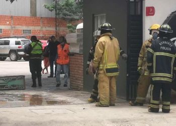 Una explosión deja al menos un muerto y dos heridos en Santa Cruz