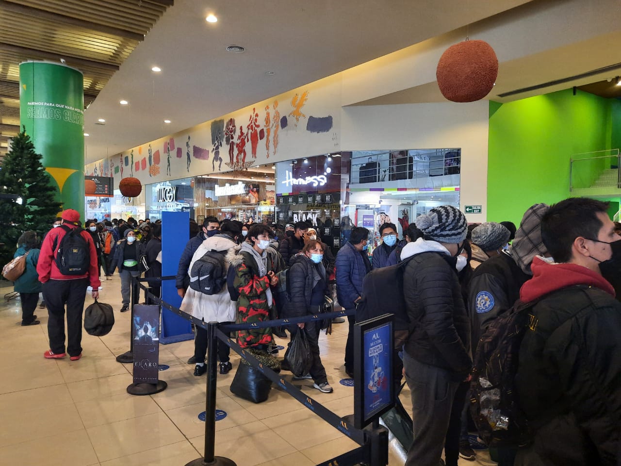 De Bolivia a México: Spider-Man genera largas filas en los cines