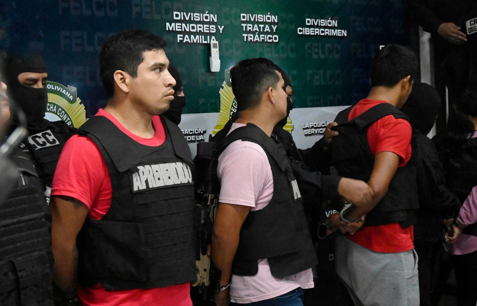 policía