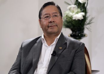 El presidente Luis Arce insinuó la necesidad de rotación política en el poder.
