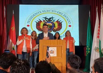 Electo presidente, Paz invoca un país sin odios ni divisiones