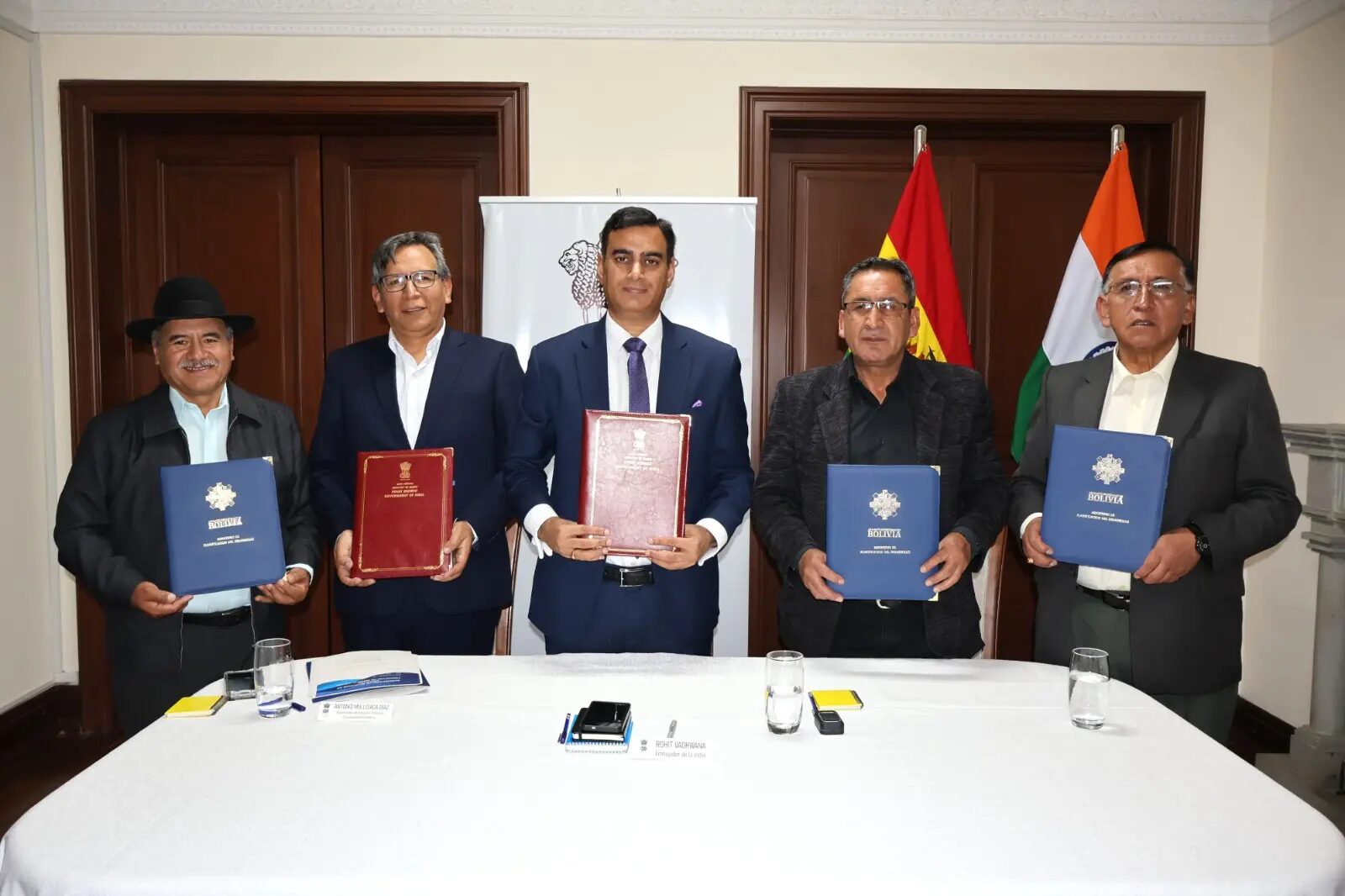 India y Bolivia firman cinco proyectos de impacto rápido para desarrollo