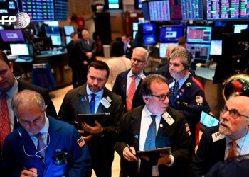 agentes_de_bolsa_en_wall_street.jpg